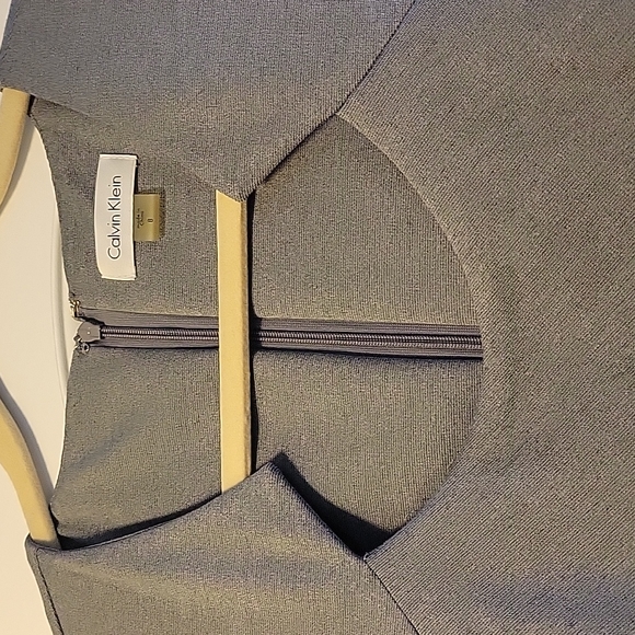 Calvin Klein gray sheath dress, EUC🎉🎊 - Picture 10 of 13